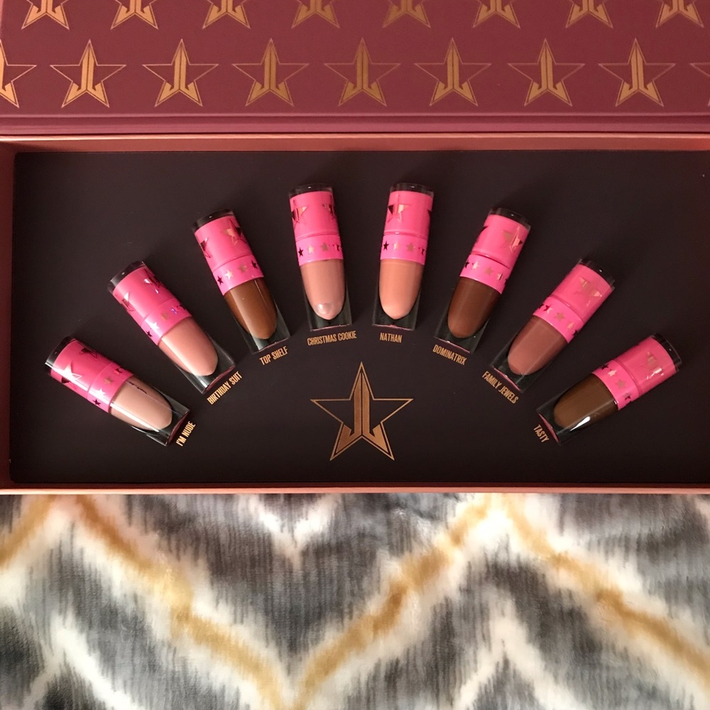 NIB Jeffree Star Nudes Volume 2